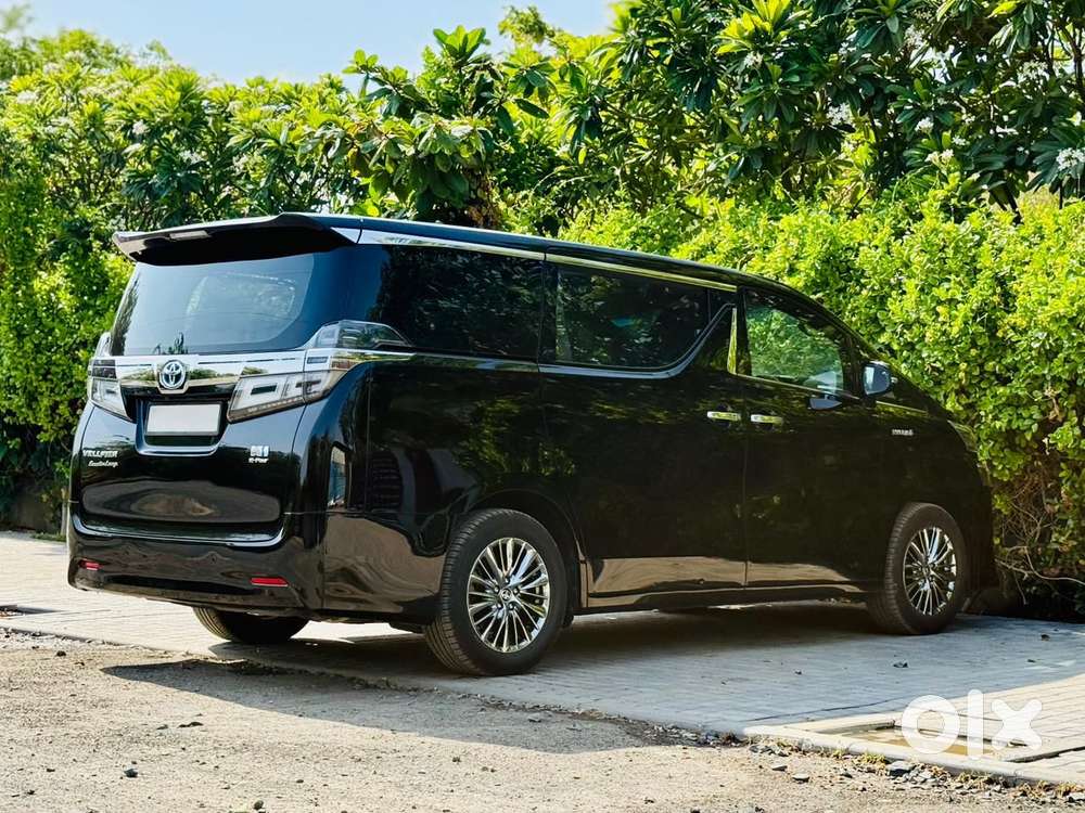 Toyota Vellfire 2.5 Hybrid, 2021, Petrol