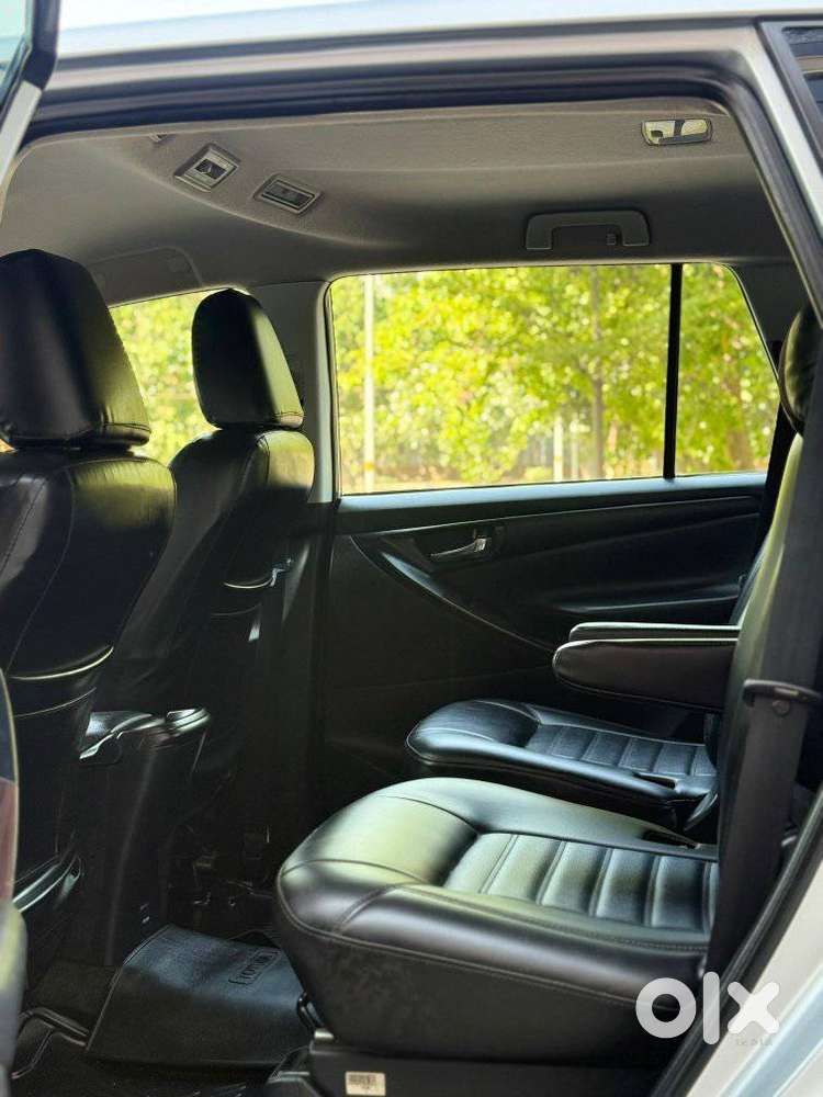 Toyota Innova Crysta [2020-ongoing] 2.7 Gx Mt 7 Str, 2021, Diesel