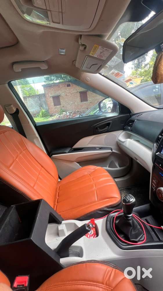 Mahindra Xuv300 2022 Year Good Condition