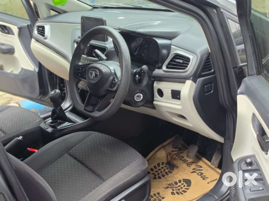 Tata Altroz Xm Plus (s), 2023, Petrol
