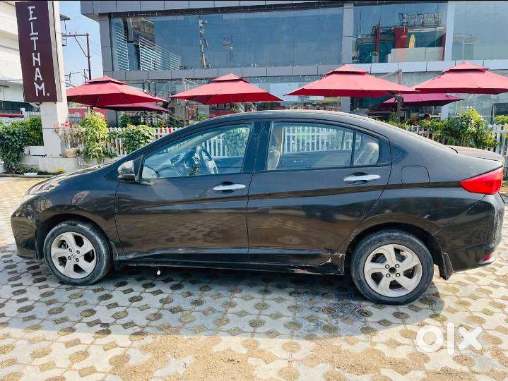 Honda City 1.5 V 4th Gen I-vtec Mt, 2016, Petrol