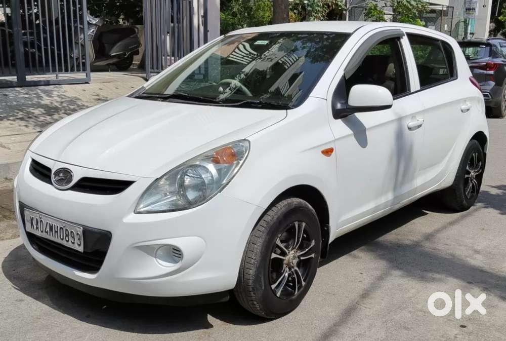 Hyundai I20 Magna, 2010, Petrol