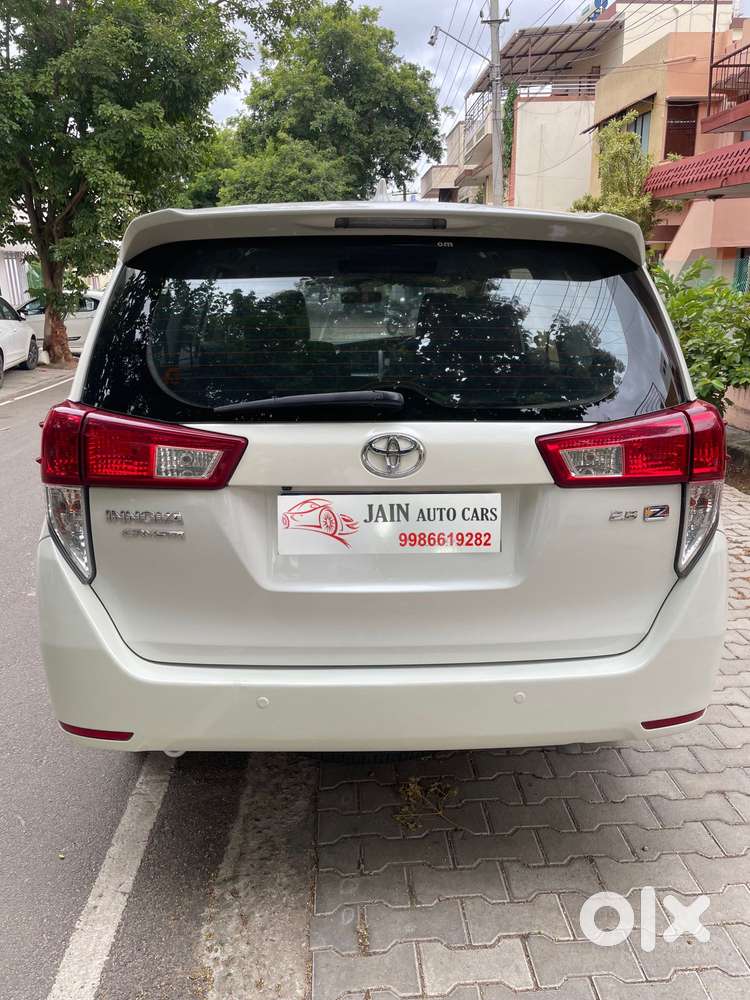Toyota Innova Crysta 2.8z Automatic, 2018, Diesel