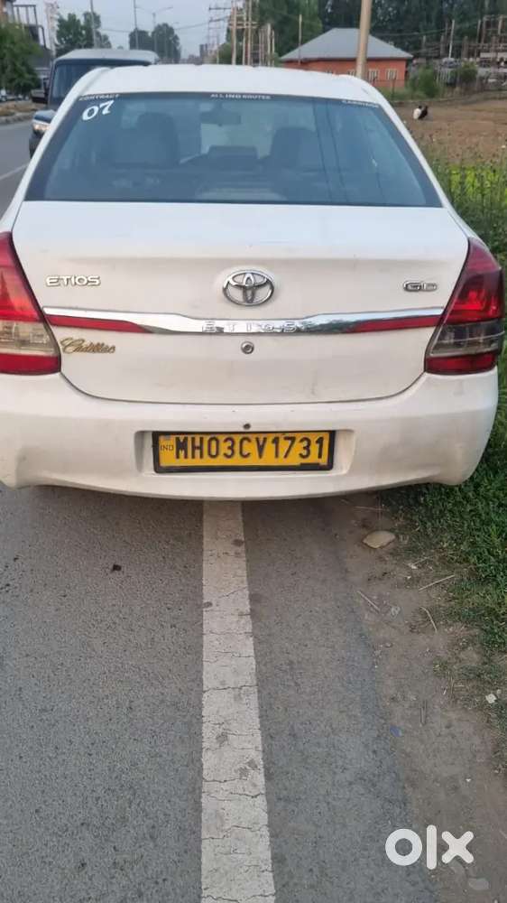 Toyota Etios Cross 2019