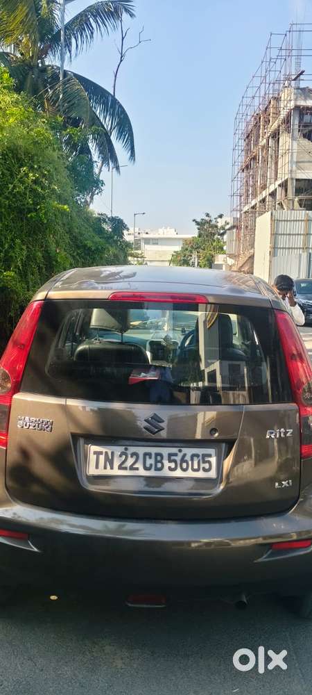 Maruti Suzuki Ritz Lxi, 2011, Petrol