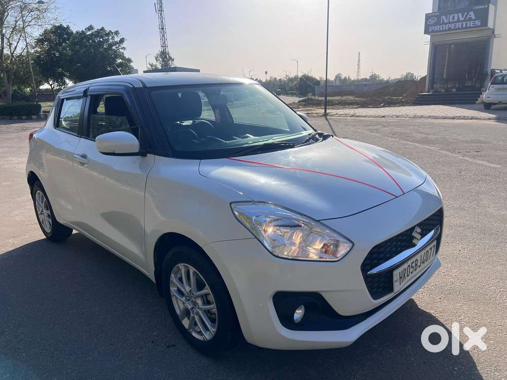 Maruti Suzuki Swift 1.3 Zxi, 2023, Petrol
