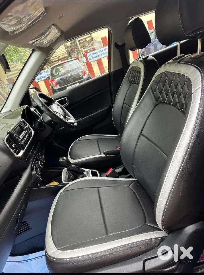 Hyundai Venue S Turbo, 2021, Petrol