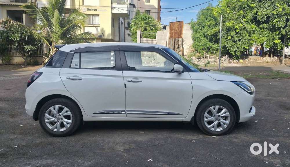 Maruti Suzuki New-gen Swift Zxi, 2024, Petrol