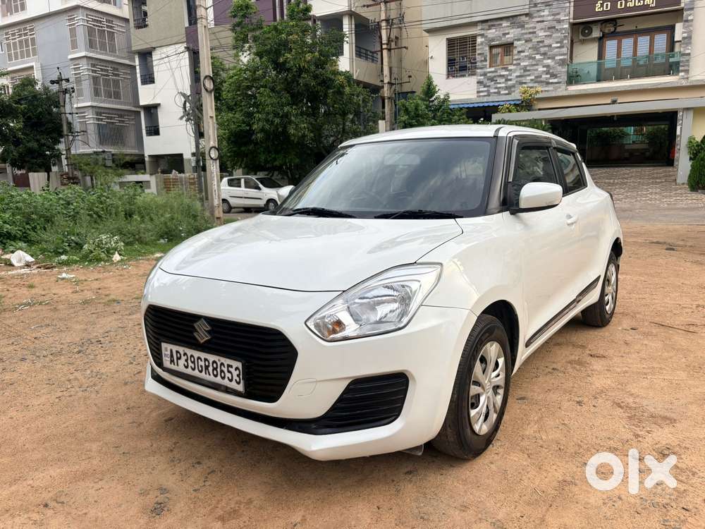 Maruti Suzuki Swift Vxi Optional, 2020, Petrol