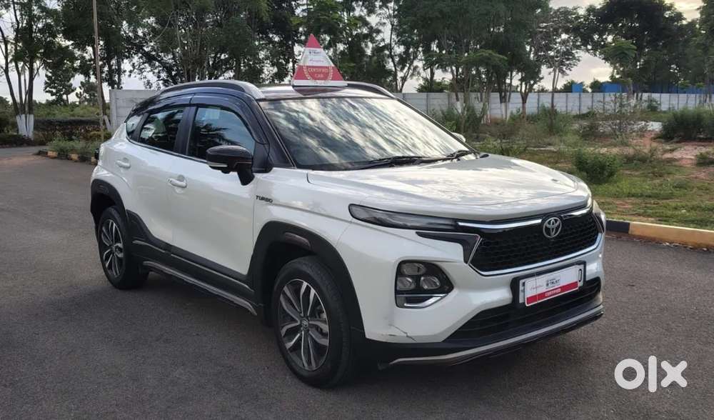 Toyota Urban Cruiser Taisor V 1.0 Petrol At Dual Tone, 2024, Petrol