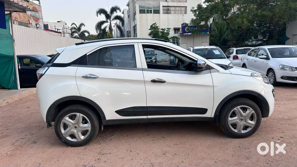 Tata Nexon 1.5 Revotorq Xm (s), 2019, Diesel