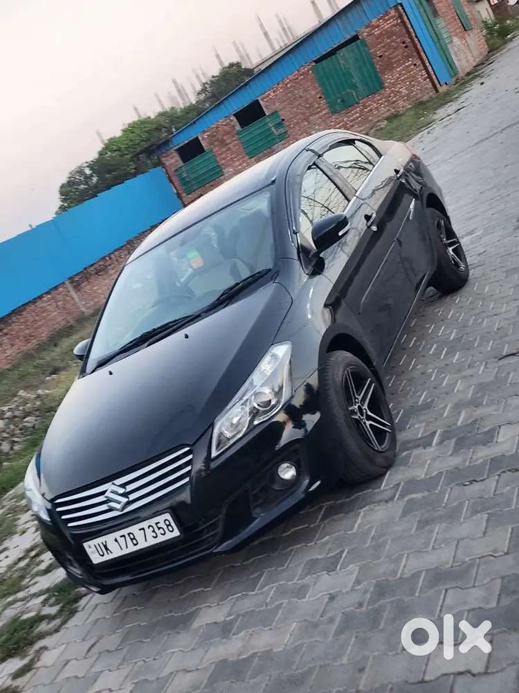 Maruti Suzuki Ciaz Vxi +
1st Owner 
Music System