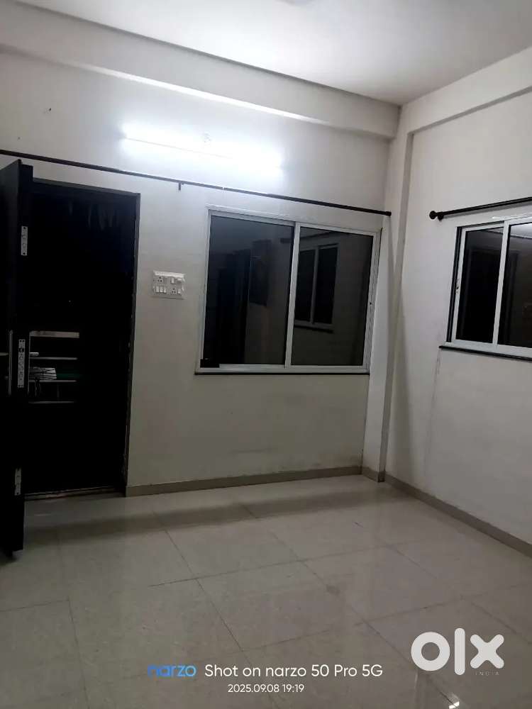 Nagpur Single Bhk For Rent Near Me 1BHK, 1st Floor East Facing