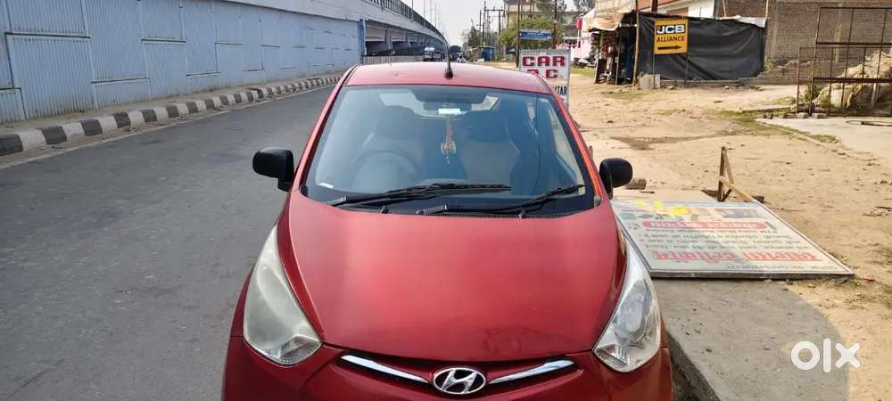 Hyundai Eon 2013 Lpg Well Maintained