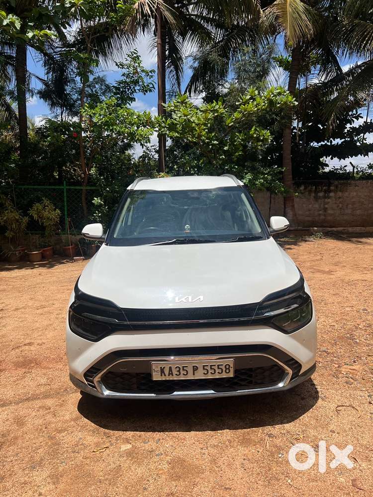 Kia Carens 1.5 Luxury Diesel For Sale – Excellent Condition