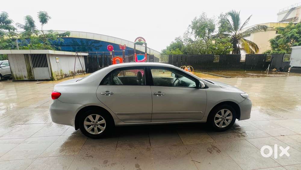 Toyota Corolla Altis 2012 Diesel Manual