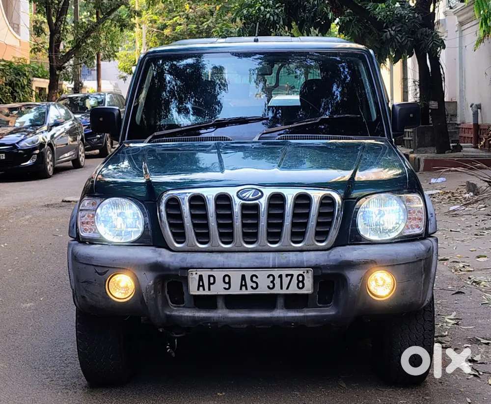 Mahindra Scorpio 2003