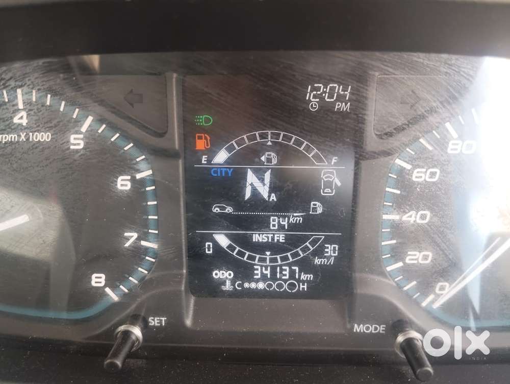 Tata Punch Accomplished Amt Sunroof, 2023, Petrol