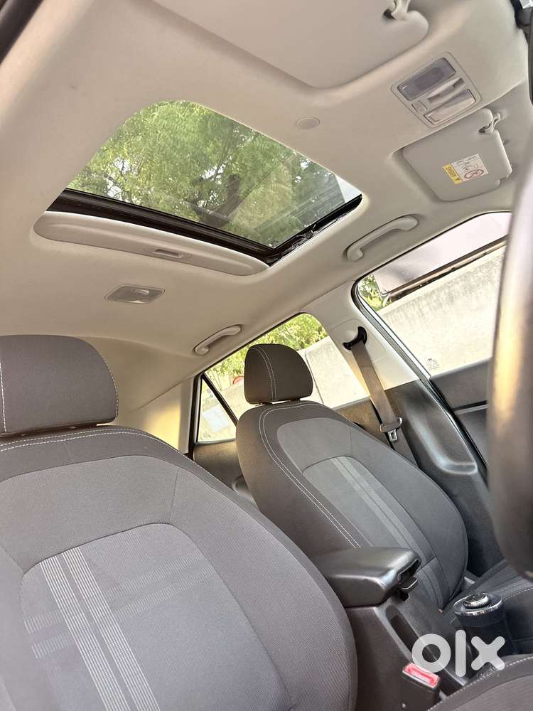 Hyundai Venue 1.0 Sx (o) Turbo Dct, 2019, Petrol