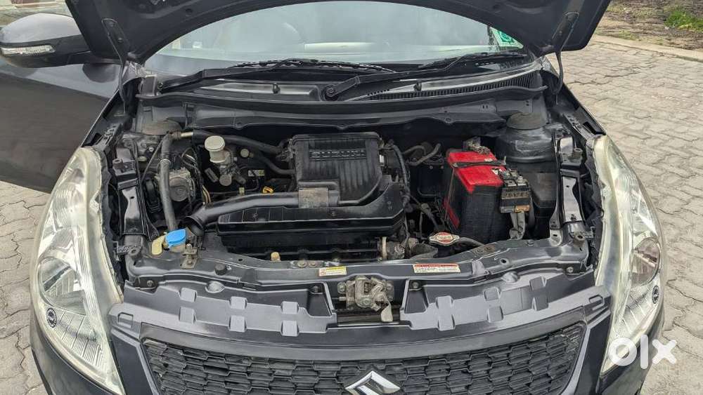 Maruti Suzuki Swift Vvt Zxi, 2016, Petrol