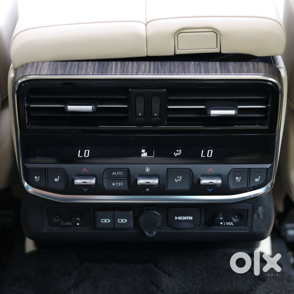 Toyota Land Cruiser 3.3 Zx Diesel, 2023, Diesel