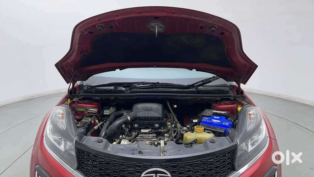 Tata Nexon 1.2 Revotron Xza Plus (o) Dual Tone, 2018, Petrol