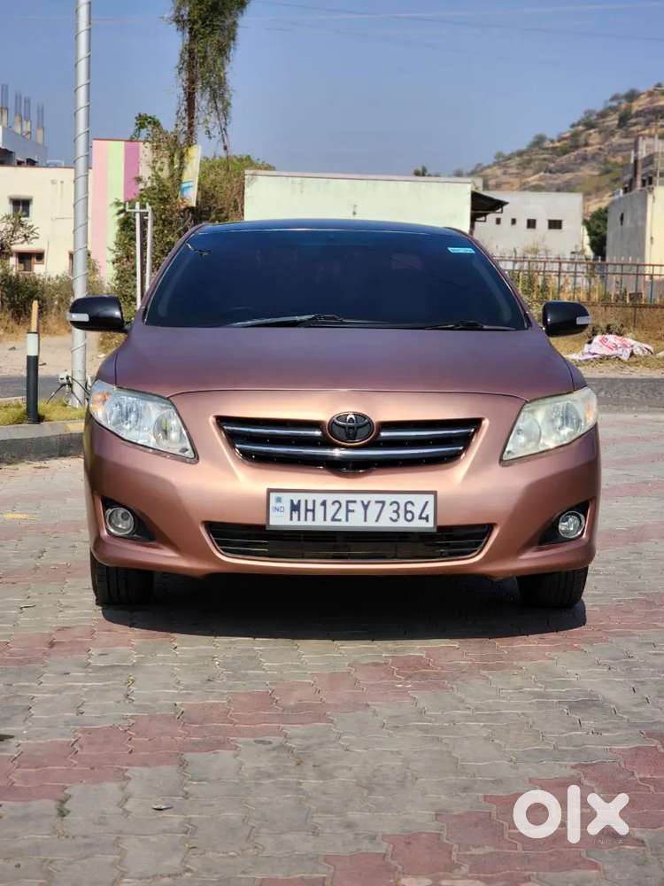 Toyota Corolla Altis 2010 With Outfitted Cng