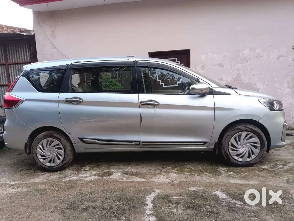 Agar Koe Ertiga Car Up 25 Number Car Sale Kar Rha Hai To Sampark Kare