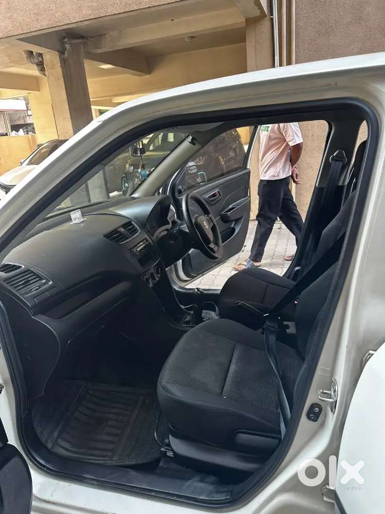 Maruti Suzuki Swift 2011 Petrol Lxi Manual