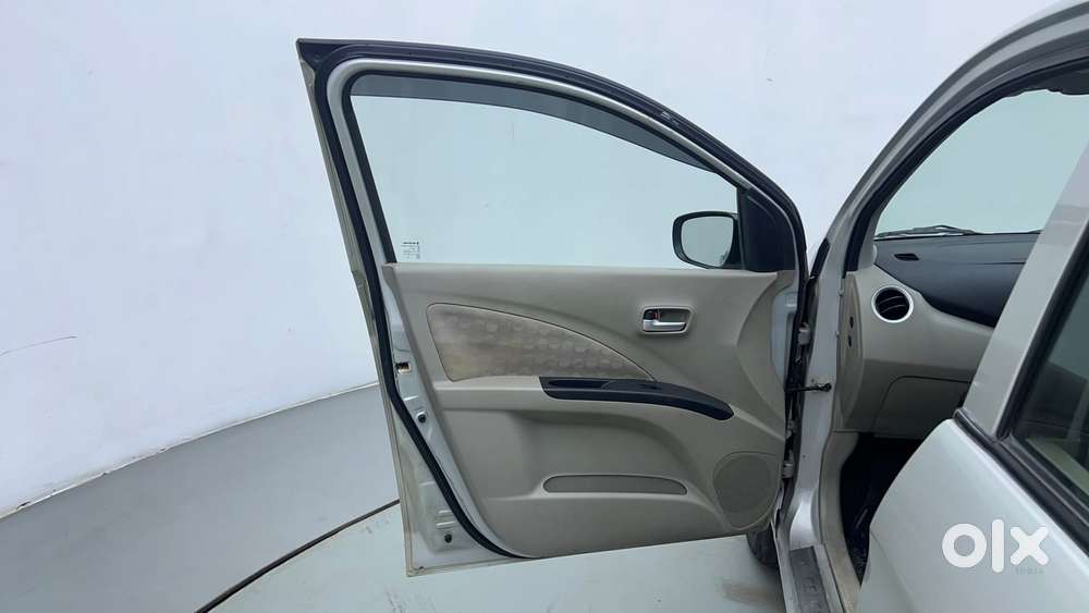 Maruti Suzuki Celerio Zxi Optional Amt, 2017, Petrol