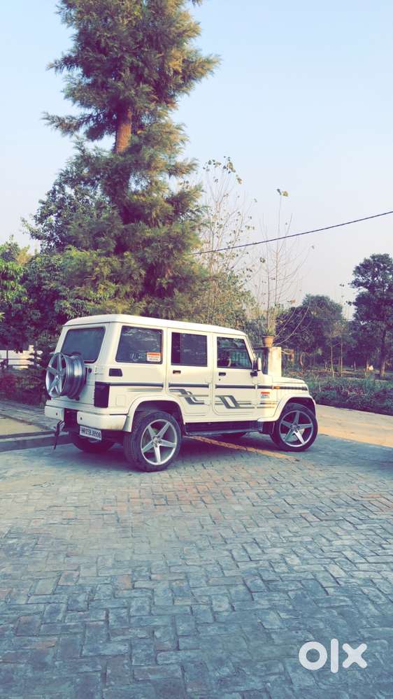 Modified Bolero With Alloy Wheels And New Seat Covers