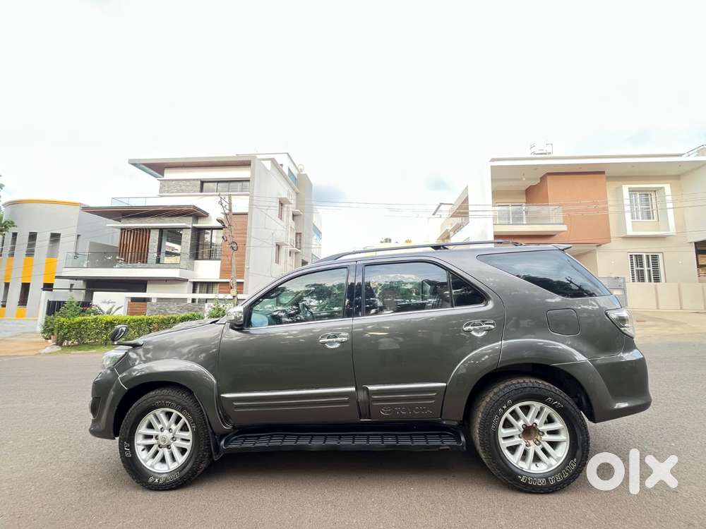 Toyota Fortuner 3.0 4x4 Manual, 2010, Diesel