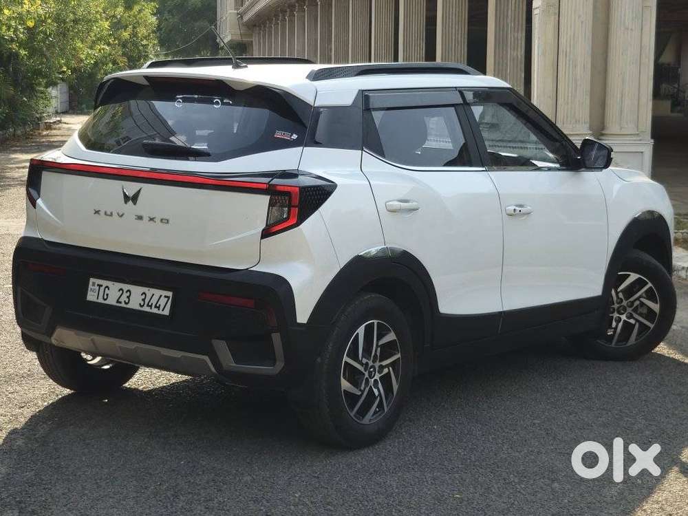 Mahindra Xuv 3xo Ax5 Ds Mt, 2024, Diesel
