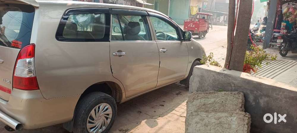 Toyota Innova 2011 Diesel Well Maintained