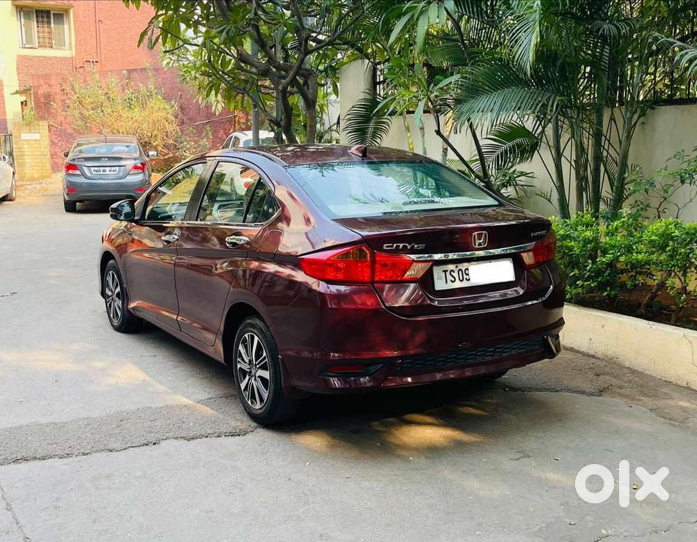 Honda City I-vtec V, 2018, Petrol