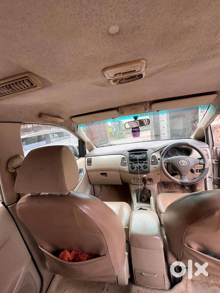 Toyota Innova 2008 Diesel 100000 Km Driven