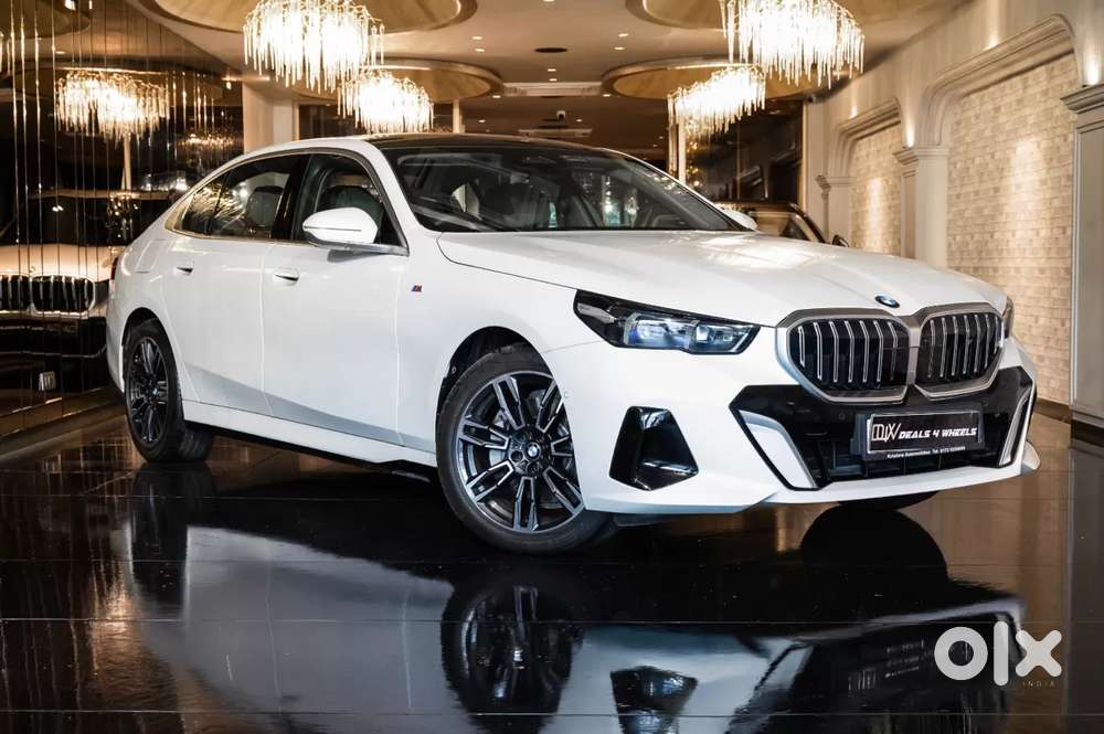 Bmw 5 Series, 2026, Petrol
