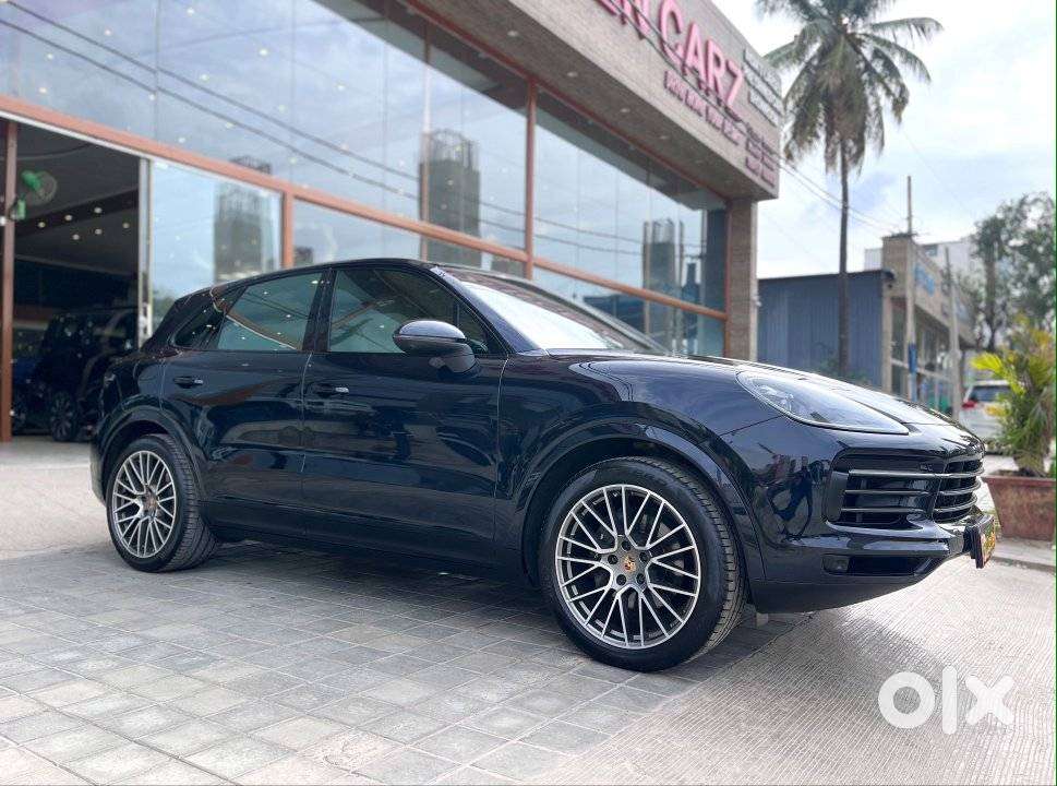 Porsche Cayenne Platinum Edition, 2023, Petrol