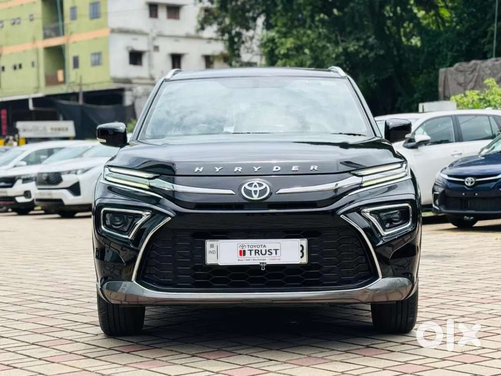 Toyota Urban Cruiser Hyryder, 2025, Petrol