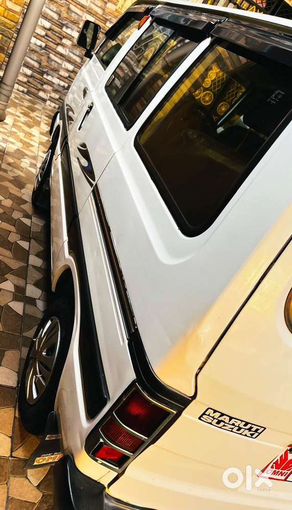 Maruti Suzuki Omni Petrol 2011