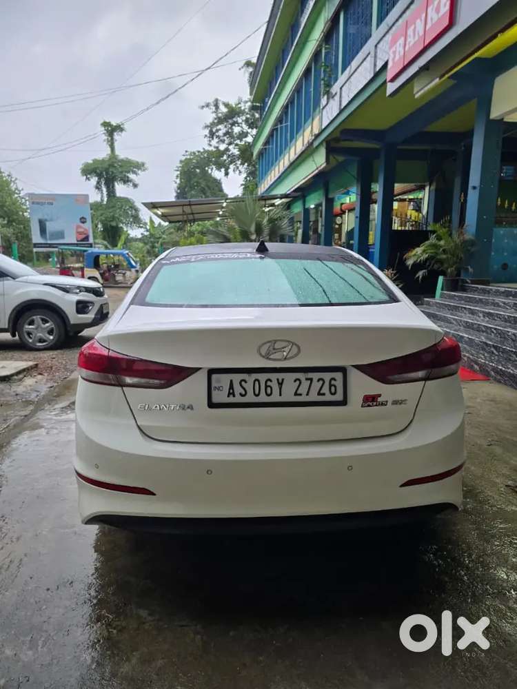 Hyundai Elantra 2019 Petrol