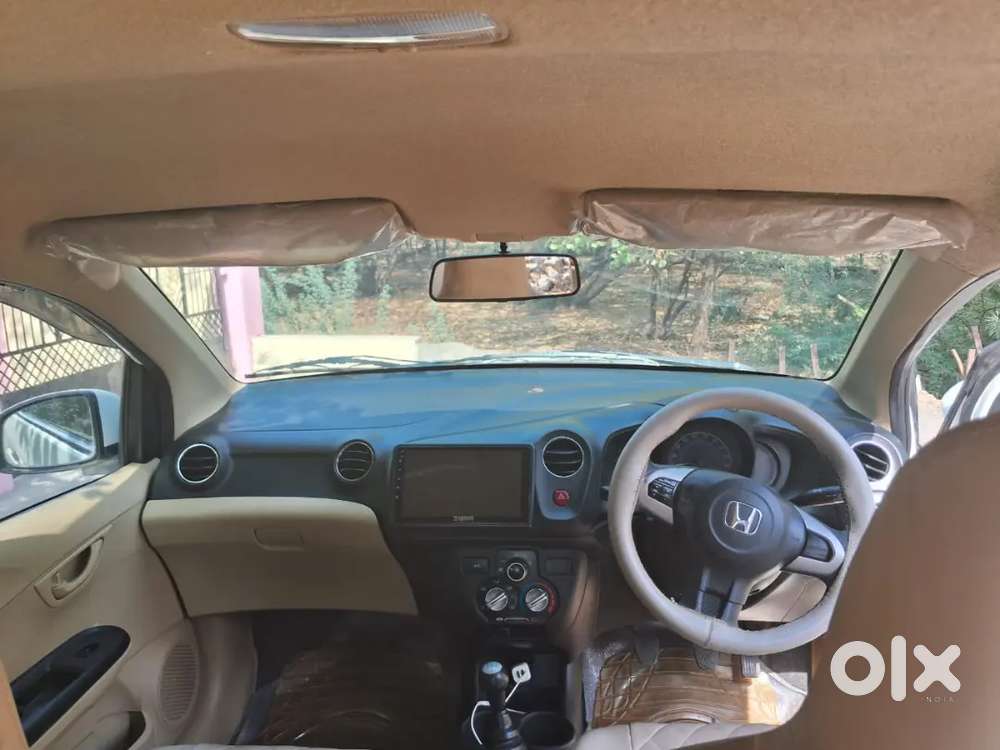 Honda Amaze 2015 Petrol Well Maintained