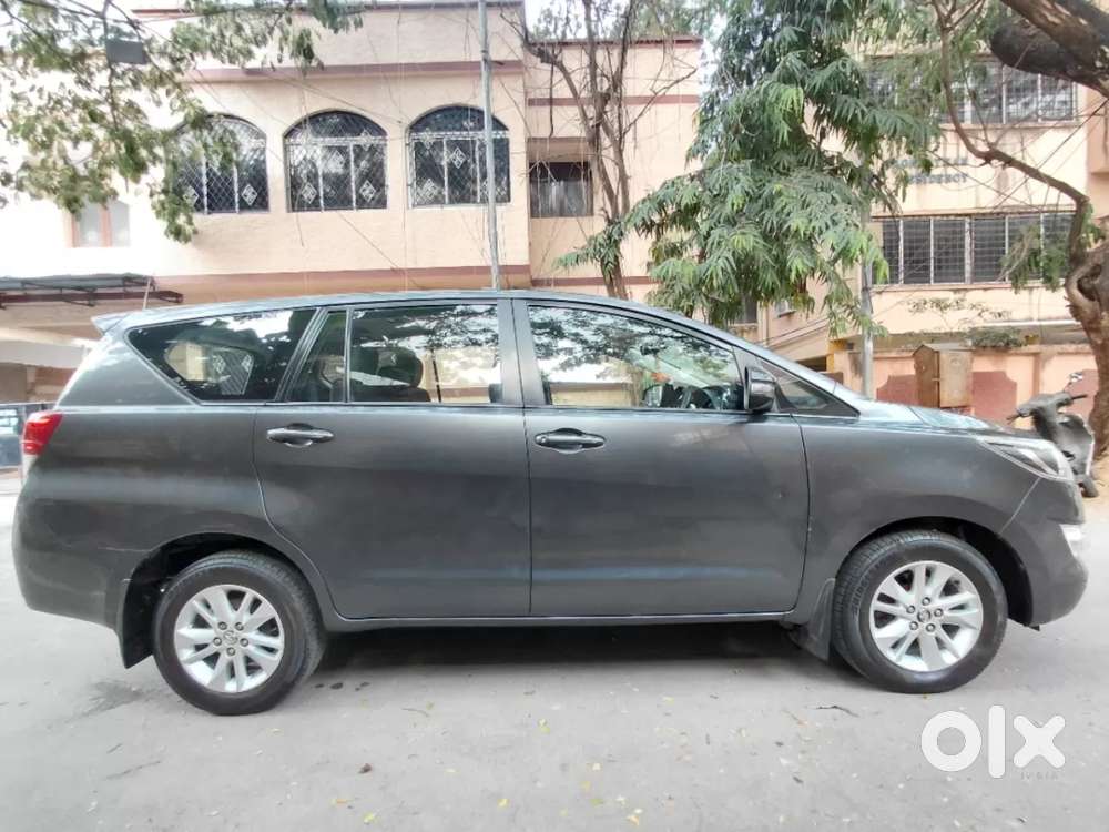 Toyota Innova Crysta [2020-ongoing] 2.4 Gx 8 Str, 2018, Diesel