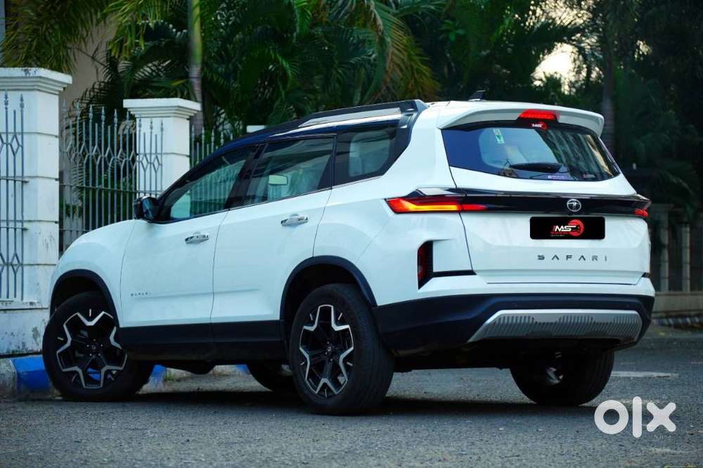 Tata Safari Accomplished X Plus 6 Str Dark Edition At, 2026, Diesel