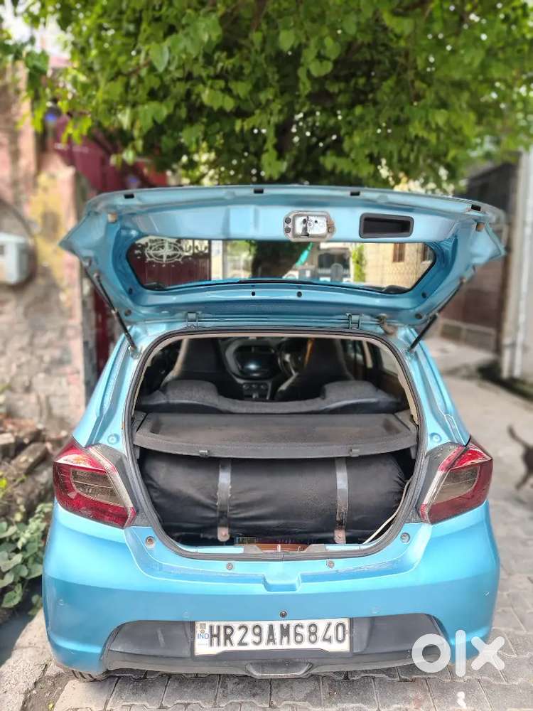 Tata Tiago Xt 2017 Manual Petrol+cng