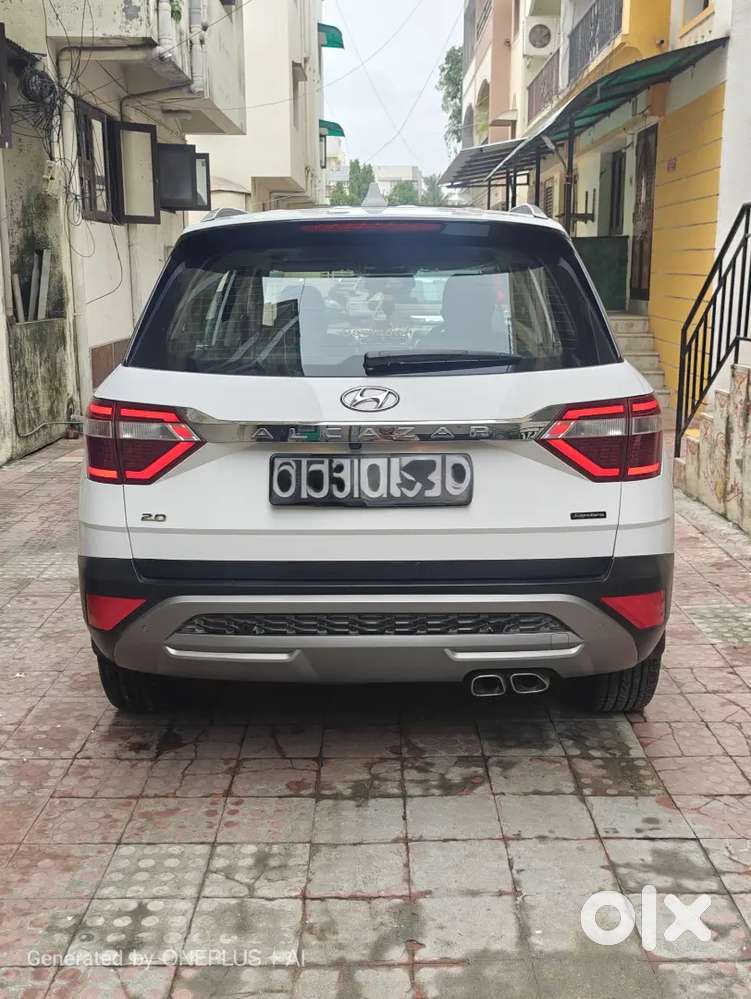2021 Hyundai Alcazar Petrol Automatic 98500 Km