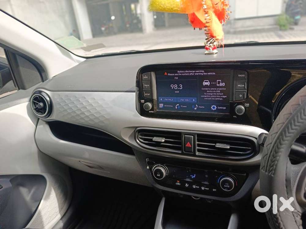 2024 Hyundai Grand I10 Nios Sportz (manual) – 23,000 Km