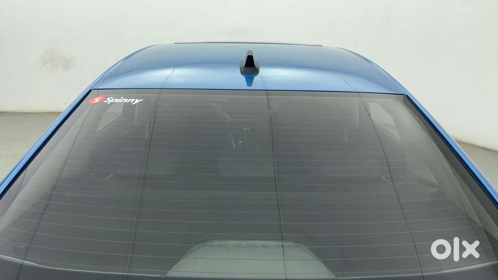 Skoda Slavia Style 1.0l Tsi At, 2023, Petrol