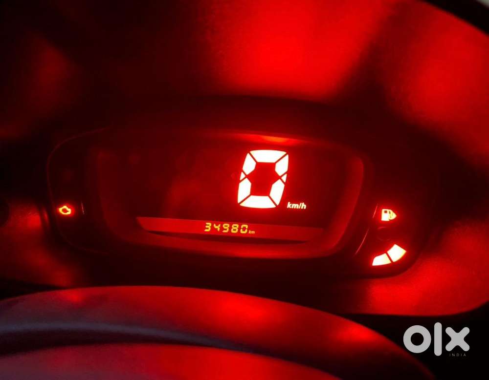 Sparely Used Renault Kwid 2017 Petrol Only 36000 Km Driven