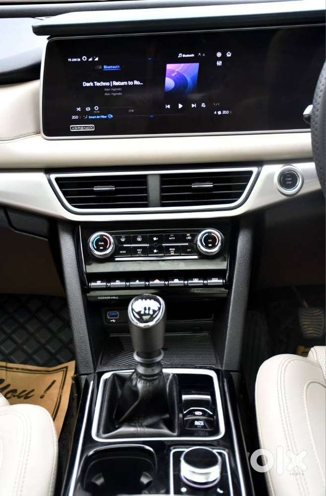 Mahindra Xuv700 2.2 Ax 7 Diesel Mt Luxury Pack Str, 2023, Diesel